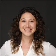 Dicto clases para jóvenes y adultos que quieran ocupar las herramientas de la expresión corporal y escrita en su labor